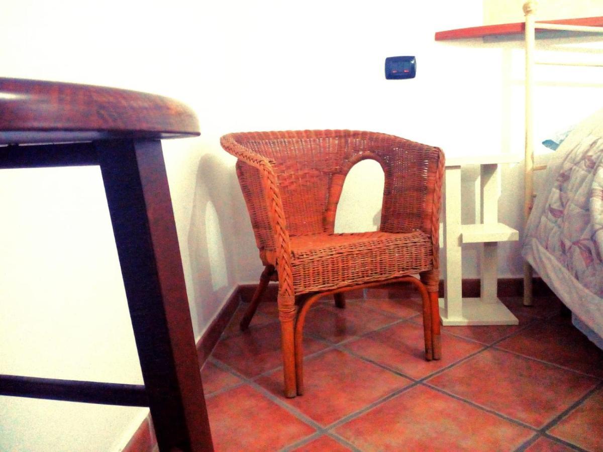 Bed&Breakfast a Capua Adiacente al Duomo - IL VICOLO Exterior foto